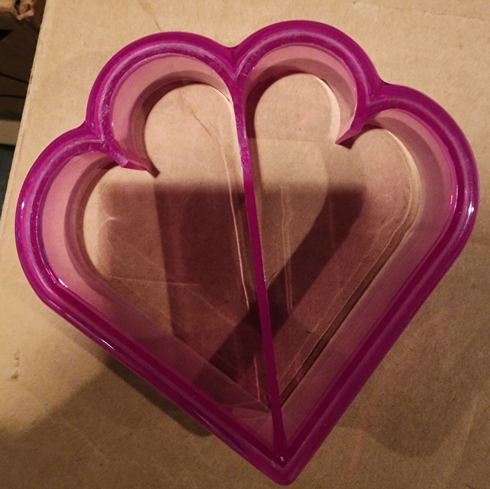 Sandwich cutter